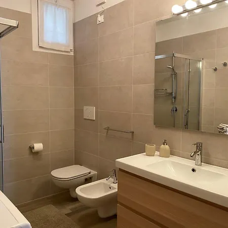 Apartman Flowers & Garden Con Vista Manerba del Garda